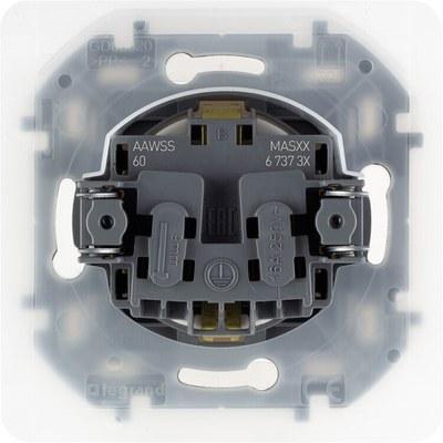 Inspiria белый Розетка 1-местная с крышкой с/з С/У со шторками 16А IP44 без рамки | 673740 | Legrand
